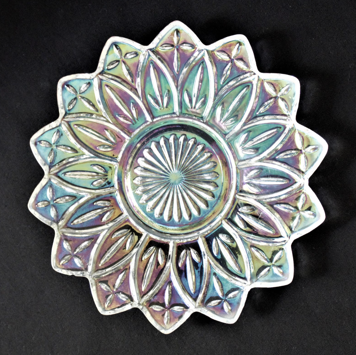 Product shot: Vintage 1960s Federal Petal Iridescent Glass Plate